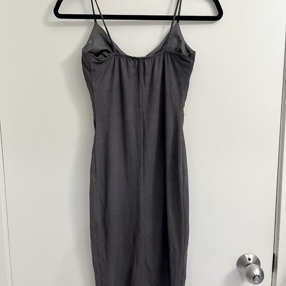 Women's Form Fitted Velvet Dress with Leg Slit - Picture 3 of 4